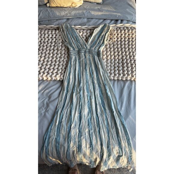 Light Blue Grecian Dress - Picture 3 of 3